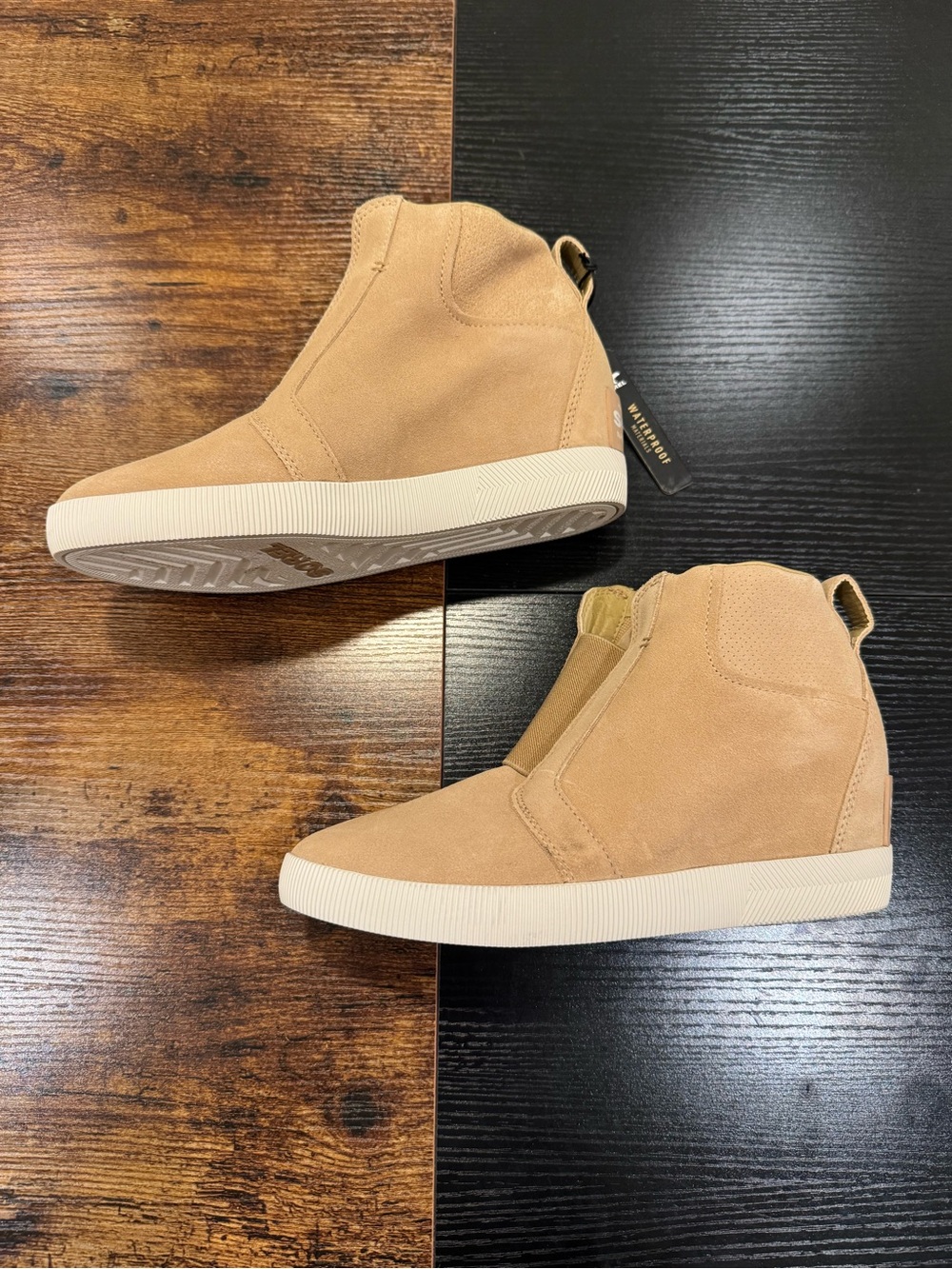 Sorel Women's Tan Wedge Ankle Boots